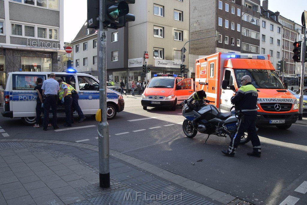 Messerstecherei Koeln Muelheim Frankfurterstr Rodiusstr P13.JPG - Miklos Laubert